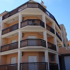  Apartament Lola
